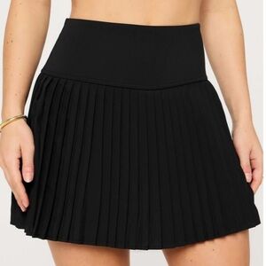 NWT Fabletics Hot Shot Pleaded Skirt Black L R58